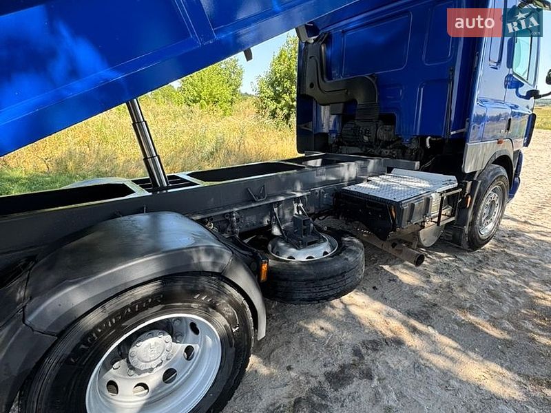 Самосвал DAF 85 2007 в Жашкове