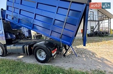 Самосвал DAF 85 2007 в Жашкове