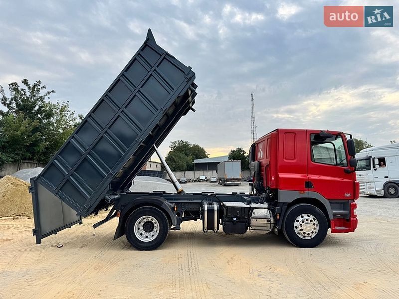 Самосвал DAF 85 2011 в Ровно