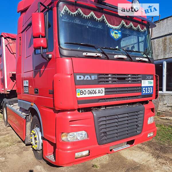 Зерновоз DAF 95 2007 в Чорткове