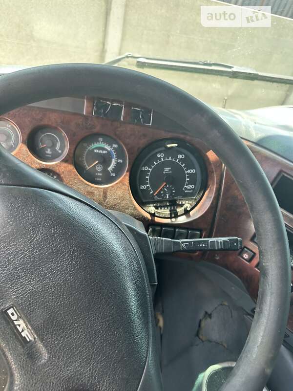 Тентований DAF 95 2000 в Вінниці