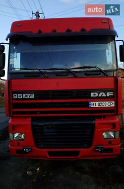 Тягач DAF 95 2002 в Прилуках