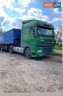 Зерновоз DAF 95 2004 в Ровно