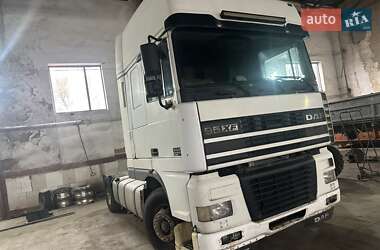 Тягач DAF 95 2001 в Прилуках