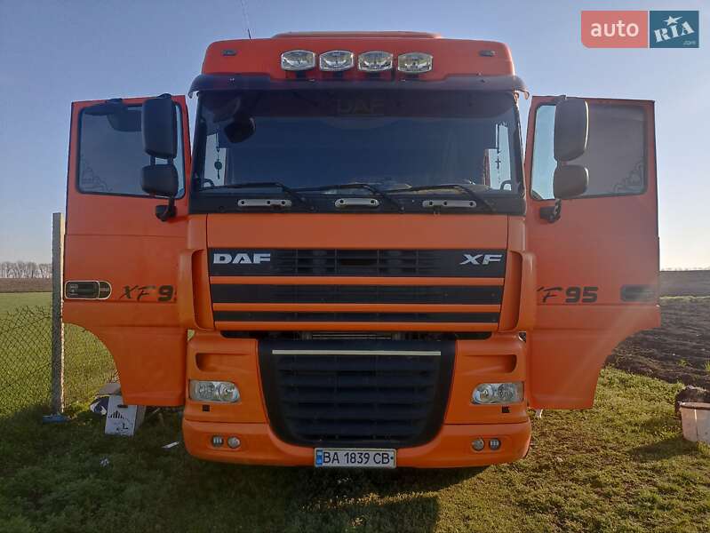 DAF 95 1999