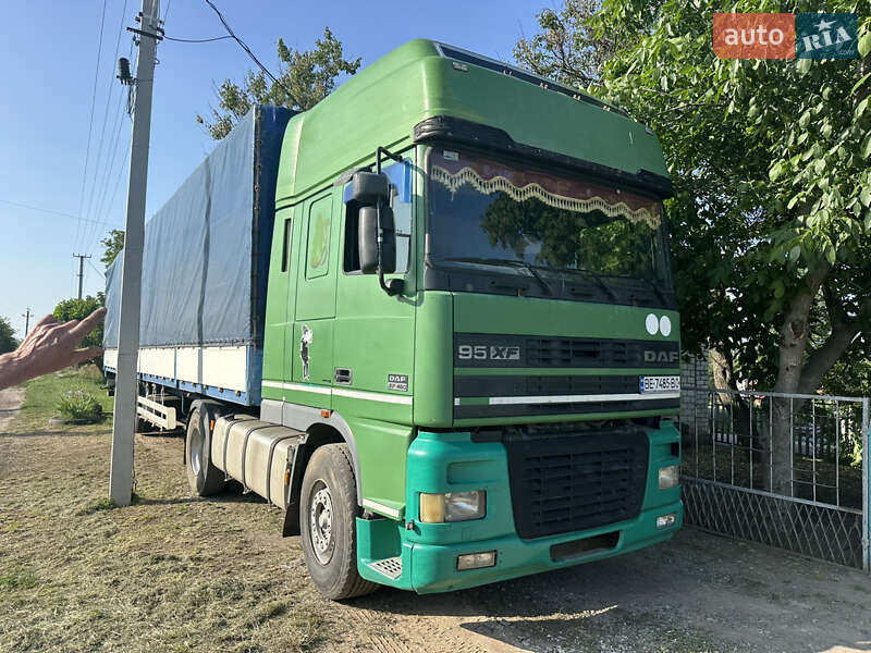 Тентованый DAF 95 2002 в Одессе