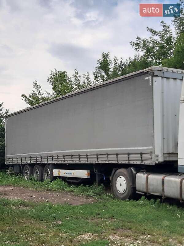 Тягач DAF 95 2002 в Городке