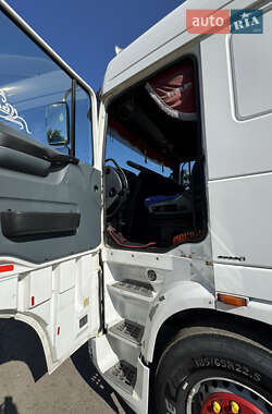 Тягач DAF 95 2002 в 