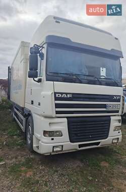 Контейнеровоз DAF 95 2006 в Сумах