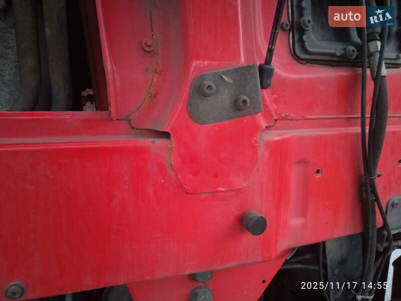 Тягач DAF 95 2003 в Харькове