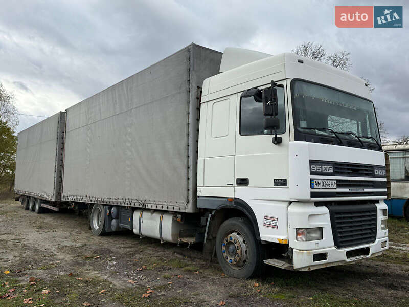 Грузовой фургон DAF 95 2002 в Емильчине