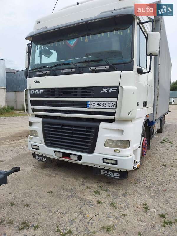 Вантажний фургон DAF 95 2004 в Хмельницькому