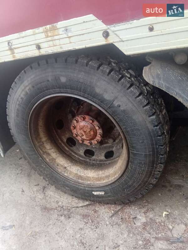 Грузовой фургон DAF 95 1995 в Днепре