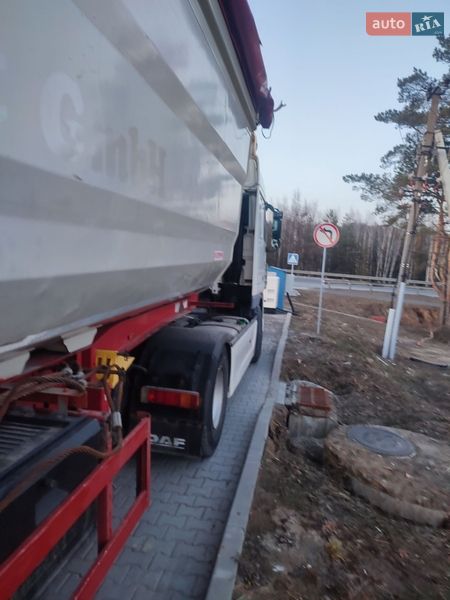 Самосвал DAF 95 2003 в Буче