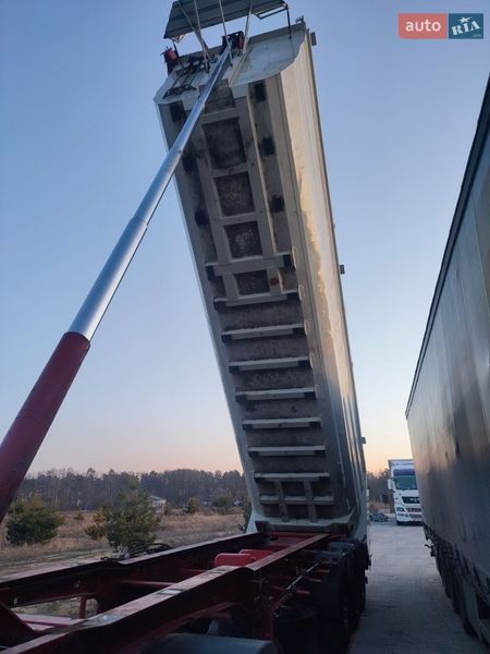 Самосвал DAF 95 2003 в Буче