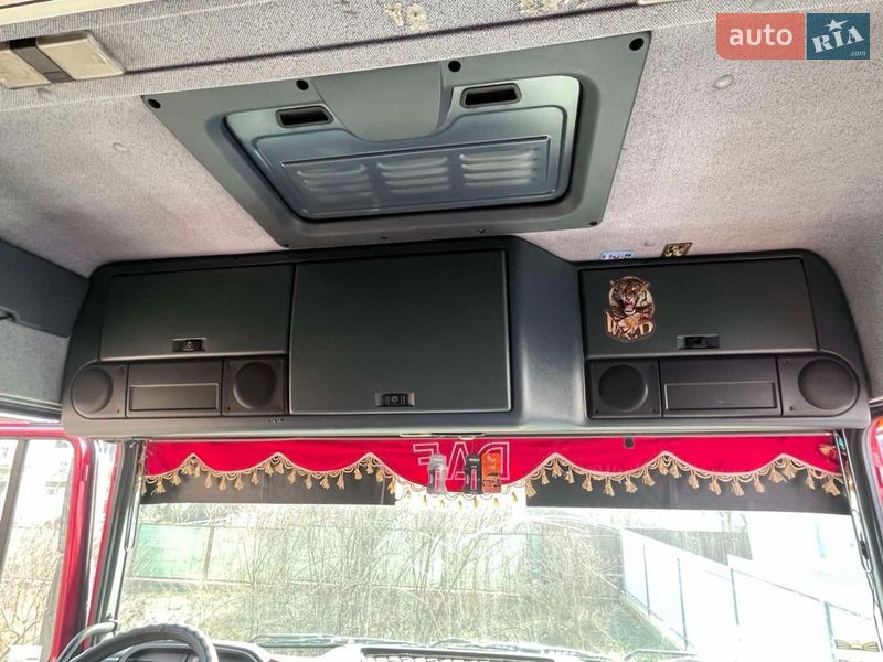 Тягач DAF 95 1999 в Каменец-Подольском