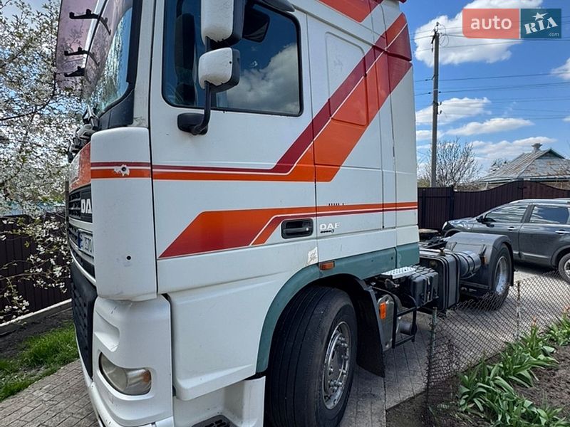 Тягач DAF 95 2000 в Миргороде