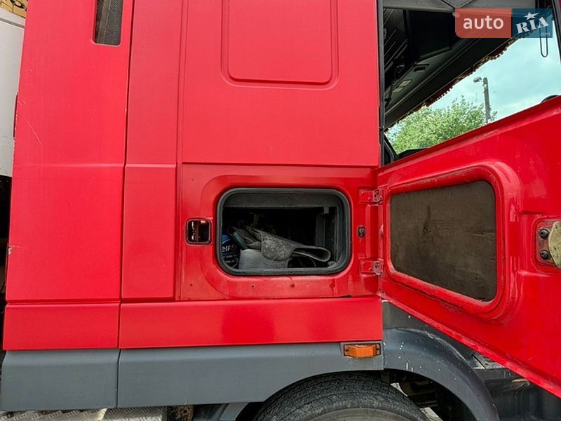 Тягач DAF 95 2002 в Львове