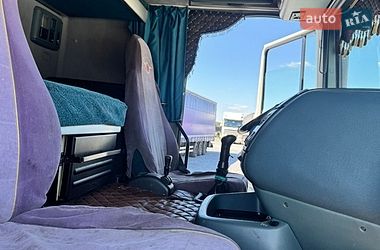 Тягач DAF 95 2006 в Ровно