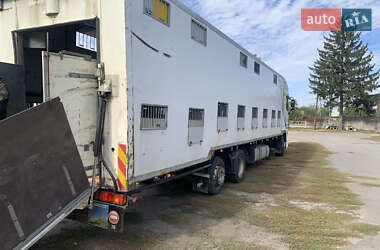 Для перевозки животных DAF AE 2003 в 
