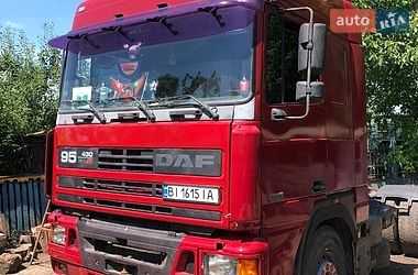 Тягач DAF ATI 1997 в Золотоноше