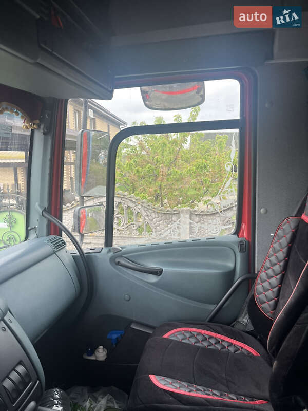 Тентований DAF CF 75 2002 в Києві
