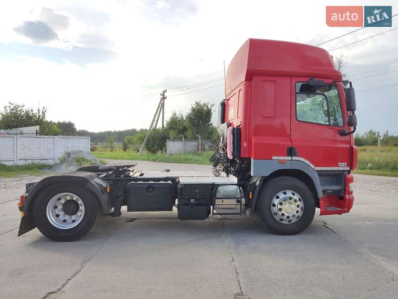 Тягач DAF CF 85 2011 в Славуте