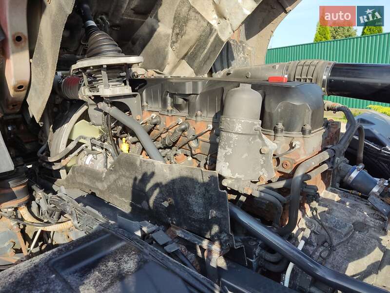 Тягач DAF CF 85 2011 в Славуте