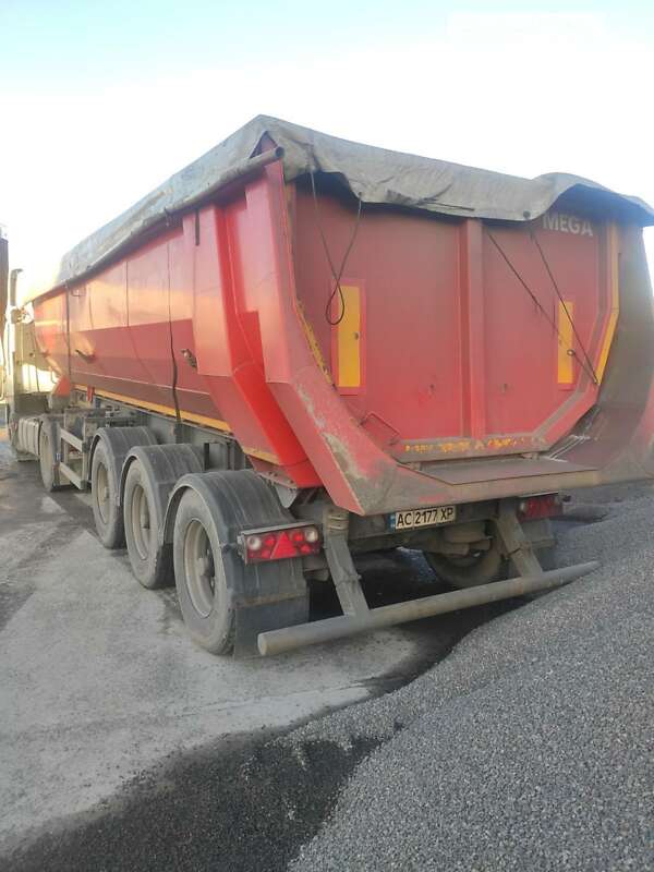Самосвал DAF CF 85 2007 в Луцке