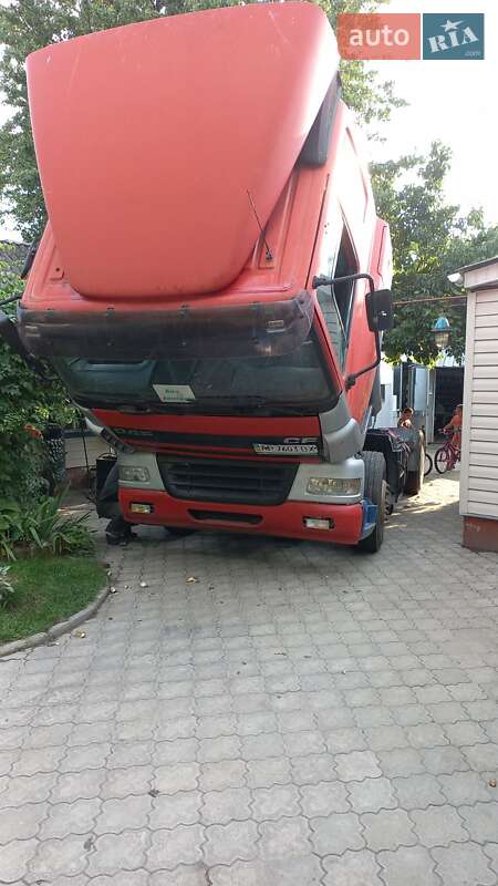 Тягач DAF CF 85 2003 в Покровском