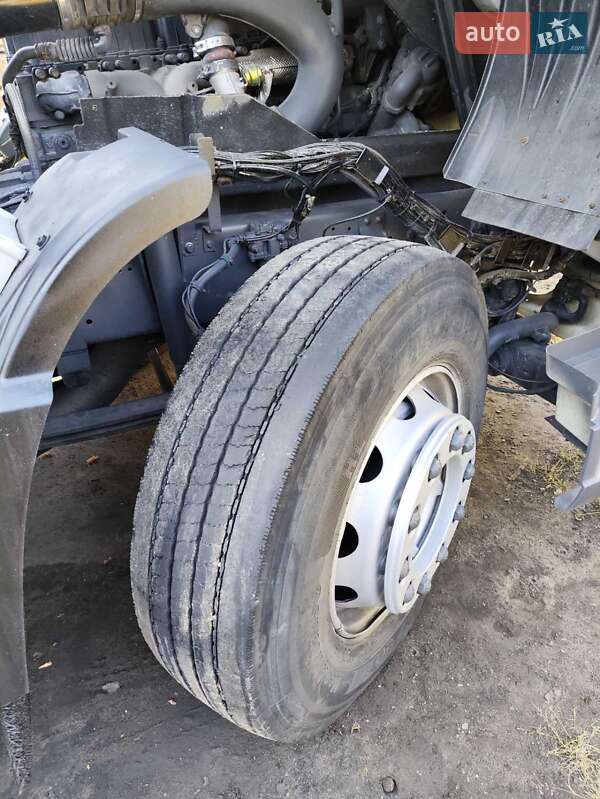 Самосвал DAF CF 85 2011 в Киеве