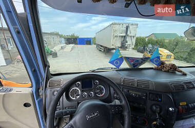 Тягач DAF CF 85 2011 в Южному