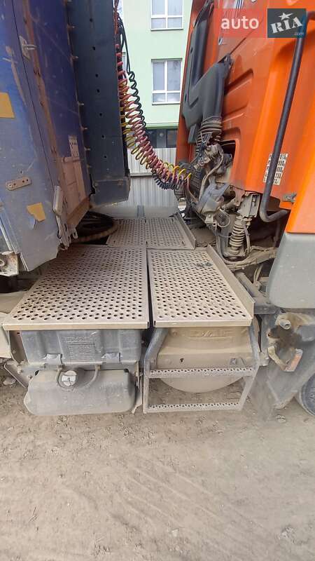 Тягач DAF CF 85 2011 в Ивано-Франковске