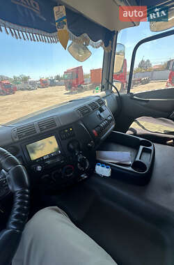 Тягач DAF CF 85 2012 в 