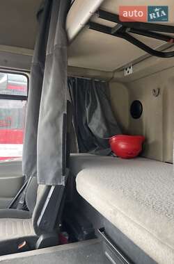 Тягач DAF CF 85 2011 в 