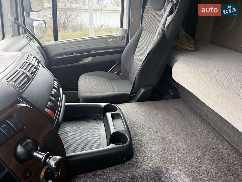 Тягач DAF CF 85 2012 в Киеве фото 13 Тягач DAF CF 85 2012 в Киеве