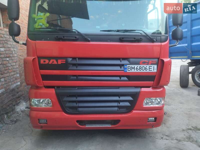 Тягач DAF CF 85 2013 в Ромнах