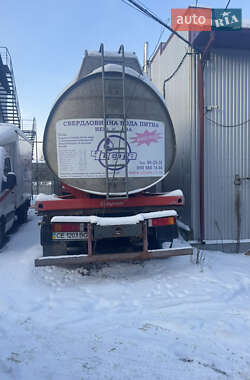 Контейнеровоз DAF CF 85 2006 в Черновцах