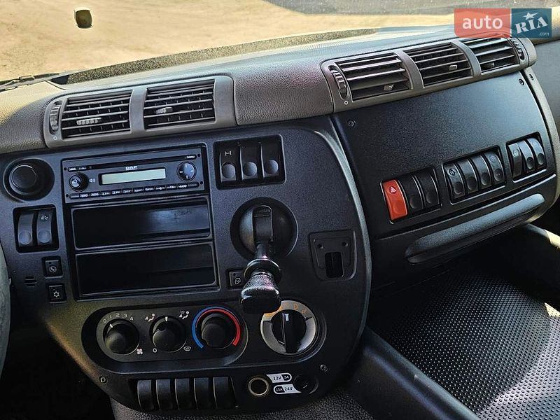 Тягач DAF CF 85 2013 в Шептицькому