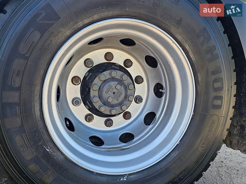 Тягач DAF CF 85 2013 в Шептицькому