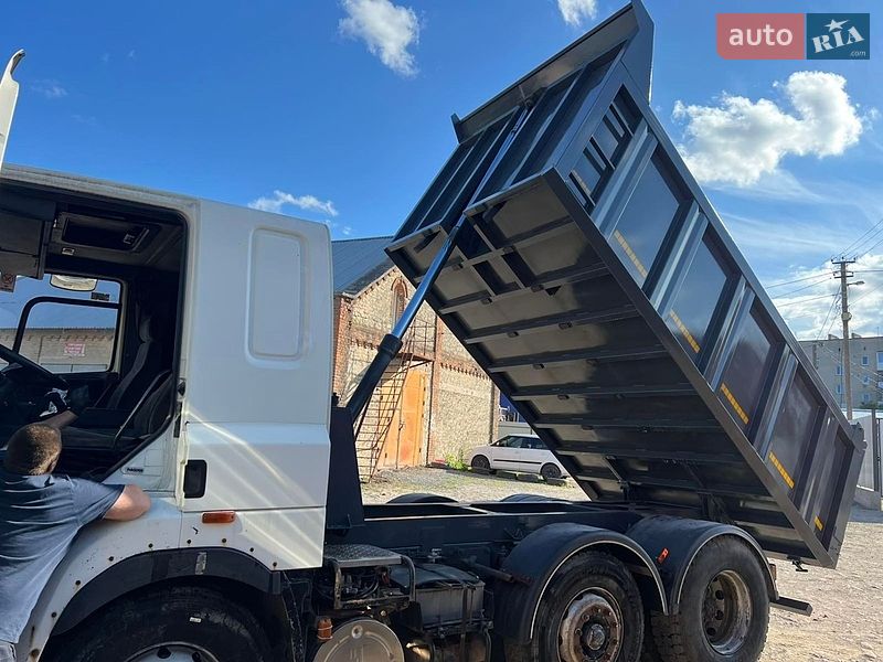 Самоскид DAF CF 85 2001 в Івано-Франківську
