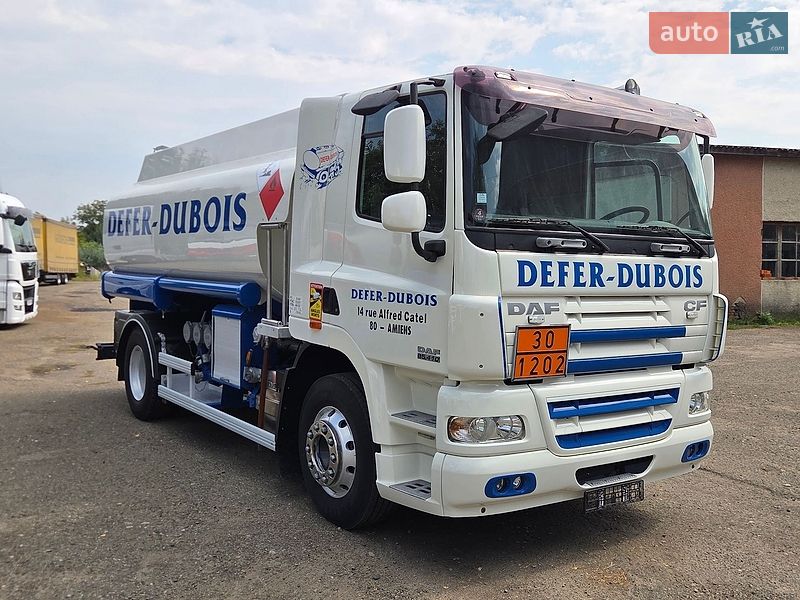 Бензовоз DAF CF 85 2009 в Черновцах