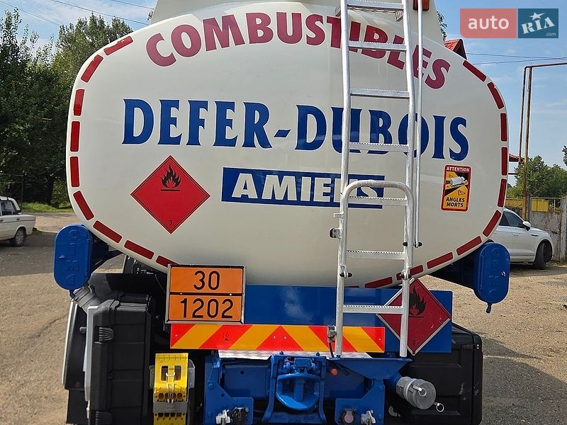 Бензовоз DAF CF 85 2009 в Черновцах