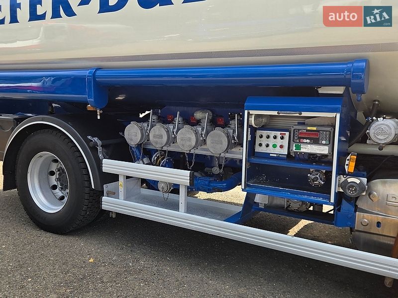 Бензовоз DAF CF 85 2009 в Черновцах