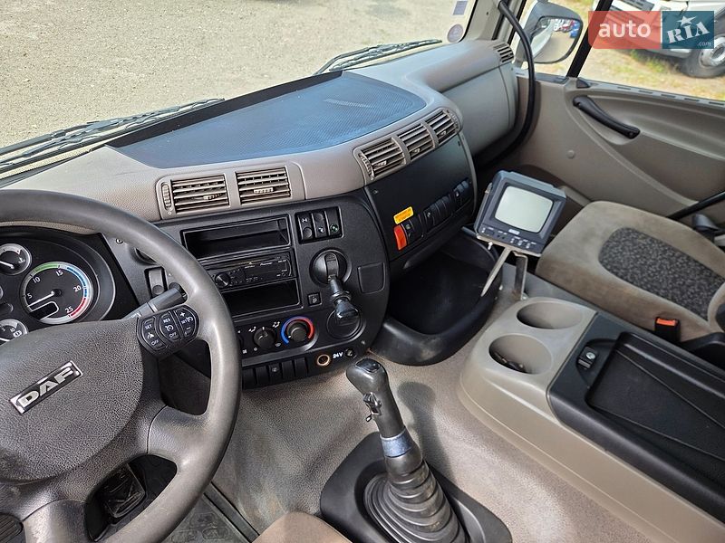 Бензовоз DAF CF 85 2009 в Черновцах