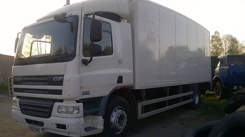 Грузовой фургон DAF CF 2012 в Ровно