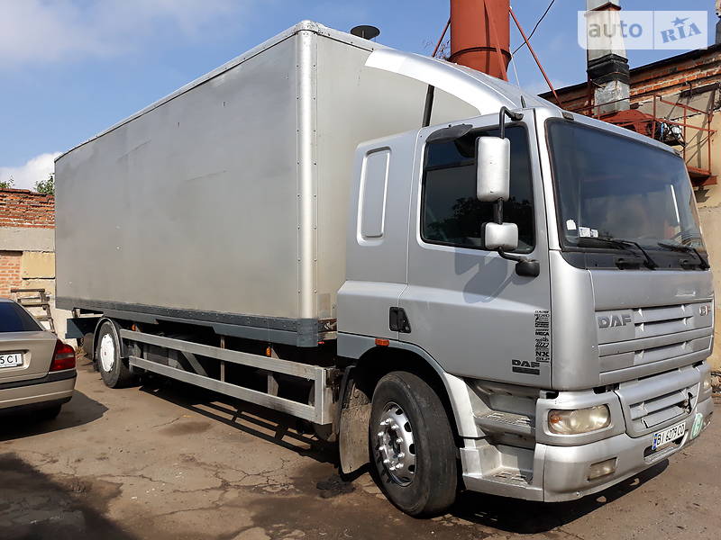 Грузовой фургон DAF CF 2003 в Полтаве