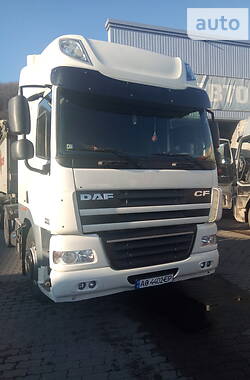 Тягач DAF CF 2011 в Тячеве