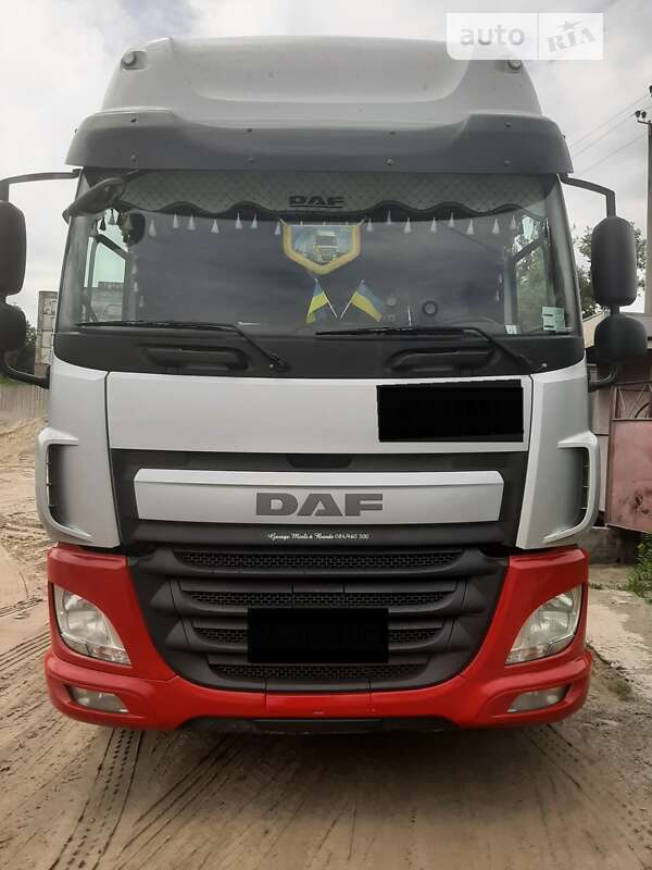 Тягач DAF CF 2014 в Киеве фото Тягач DAF CF 2014 в Киеве