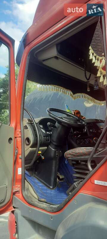Самосвал DAF CF 2012 в Киеве
